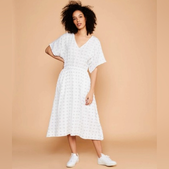 Lou & Grey Dresses & Skirts - Loft Lou & Grey Women's White Gray Swiss Dot Pom Pom V Neck Midi Dress NWT M